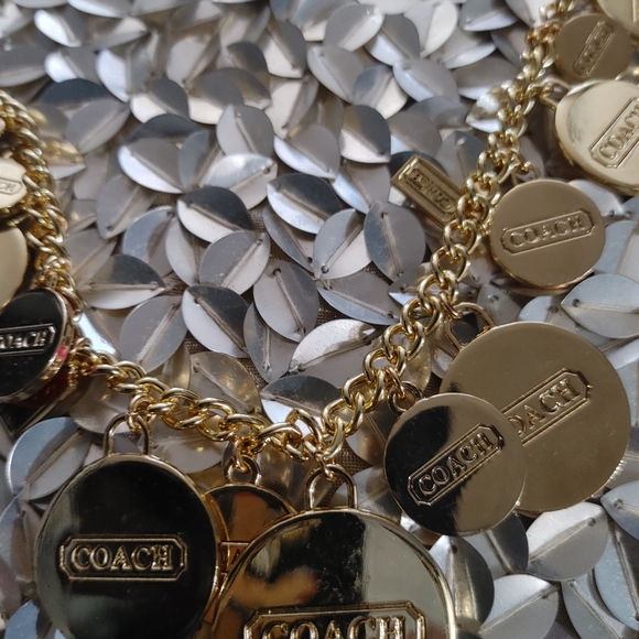 COACH MEDALLION CHARM STATEMENT NECKLACE NEW - Picture 3 of 7